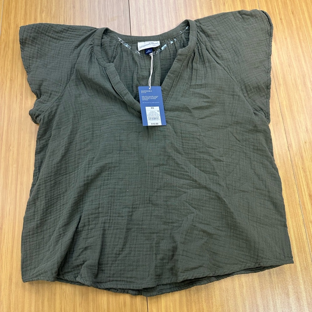 Women's Flutter Short Sleeve Blouse - Universal Thread - Green Size XS